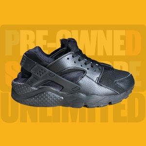 Nike Air Huarache ‘Triple Black’